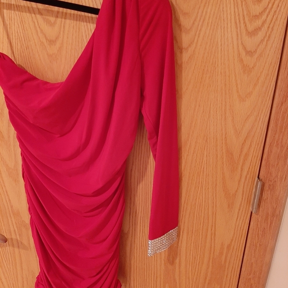 Studio City One-Shoulder Jewel Cuff Red Dress Size Large - Picture 14 of 15